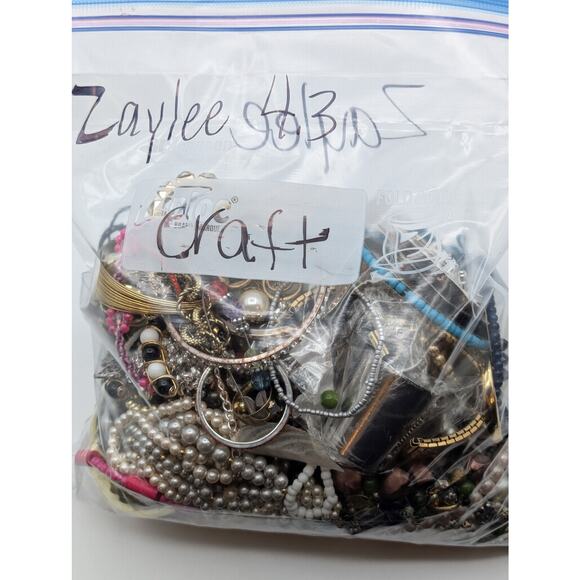 Jewelry Lot Zaylee Repurpose Bag Over 4 Pounds Beads & Possible Wearable Pieces - Picture 8 of 8
